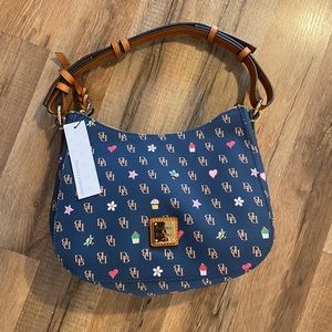 Dooney & Bourke purse